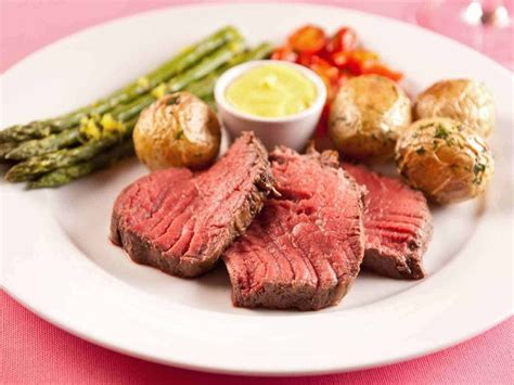what vegetables to serve with chateaubriand  Starchy accompaniments